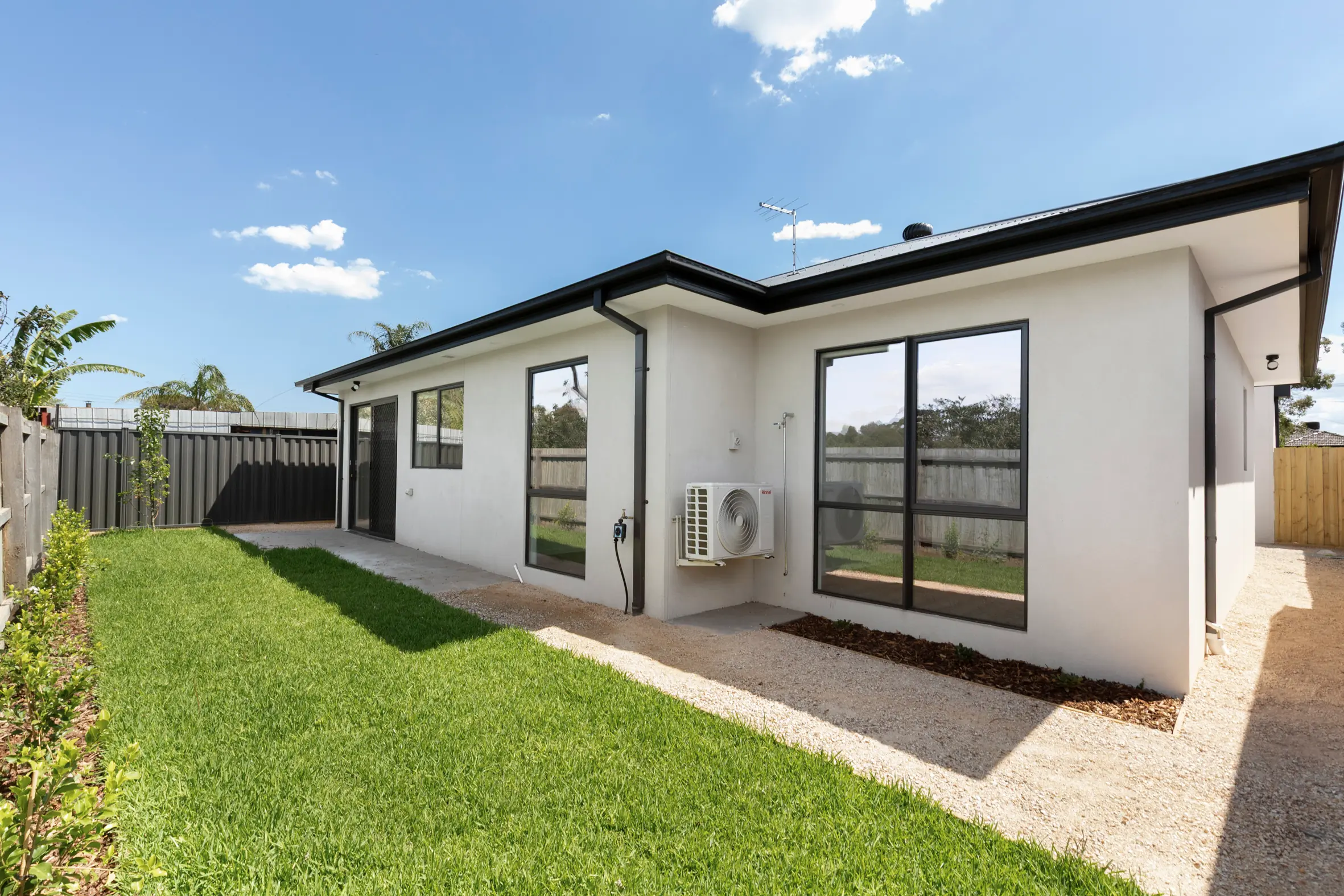 10 Liston Road, Glenroy — Home image 5