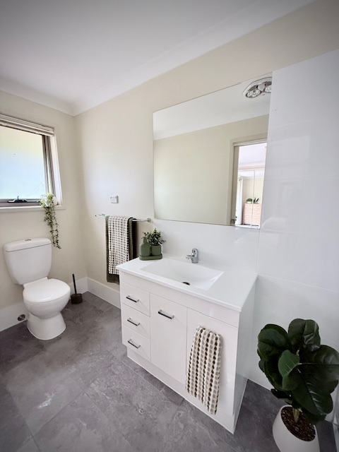 Explore a quiet lifestyle in Canberra whilst staying connected to amenities — Home image 7