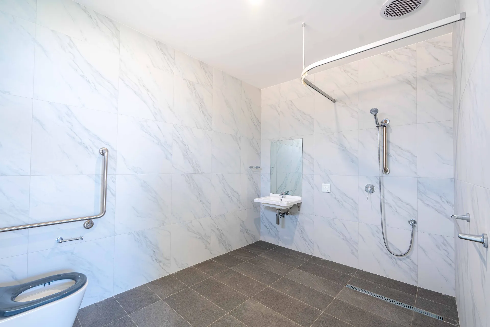 Glenlea Boulevard — Home image 8