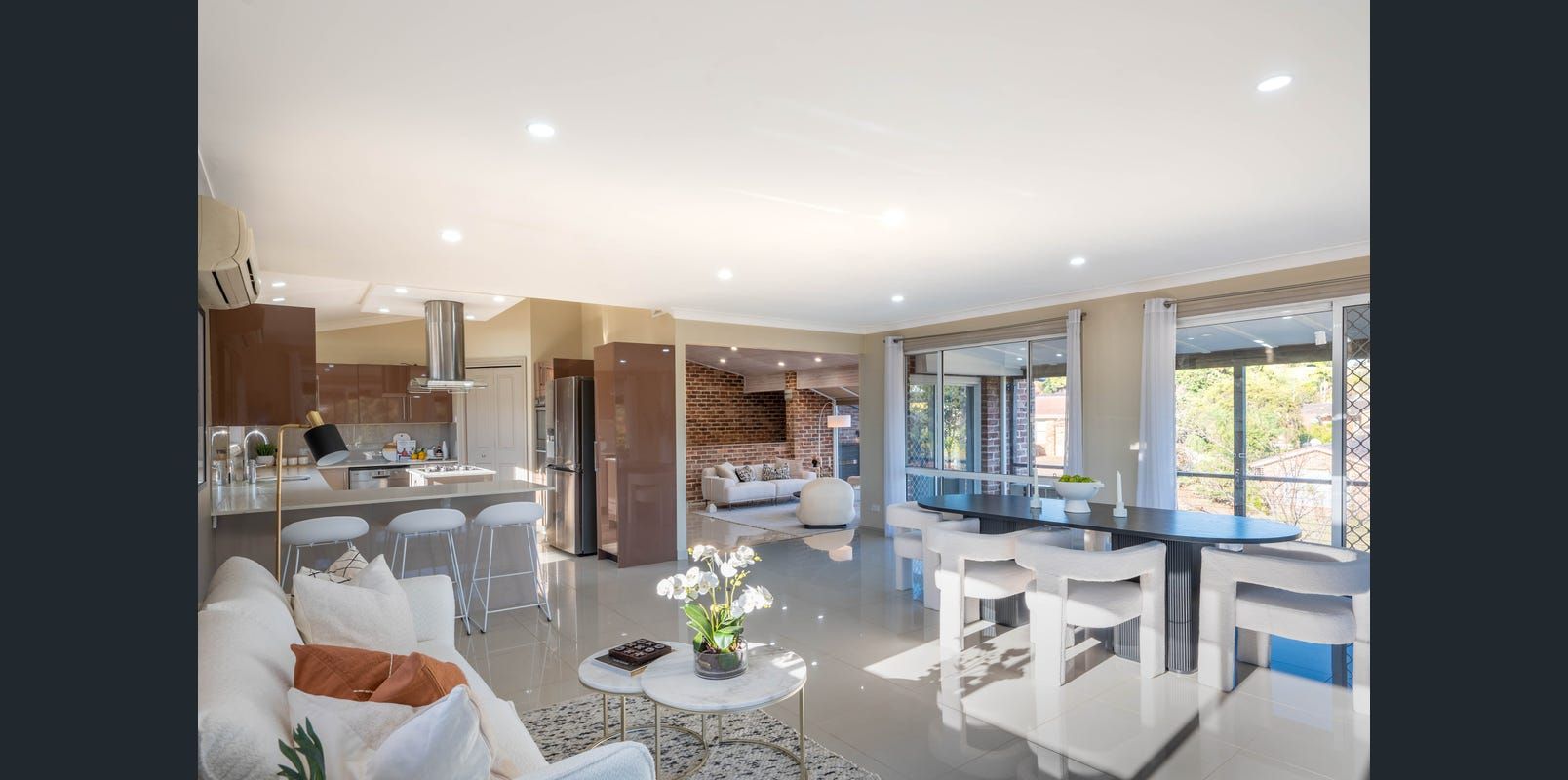 Your new modern and luxurious home in Glen Alpine — Home image 3
