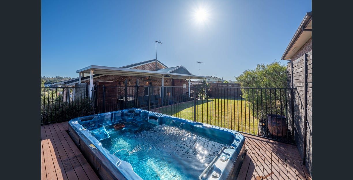 Your new modern and luxurious home in Glen Alpine — Home image 4