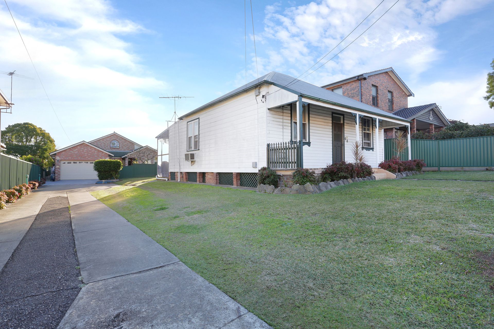 SIL Home and Granny Flat in Auburn — Home image 9
