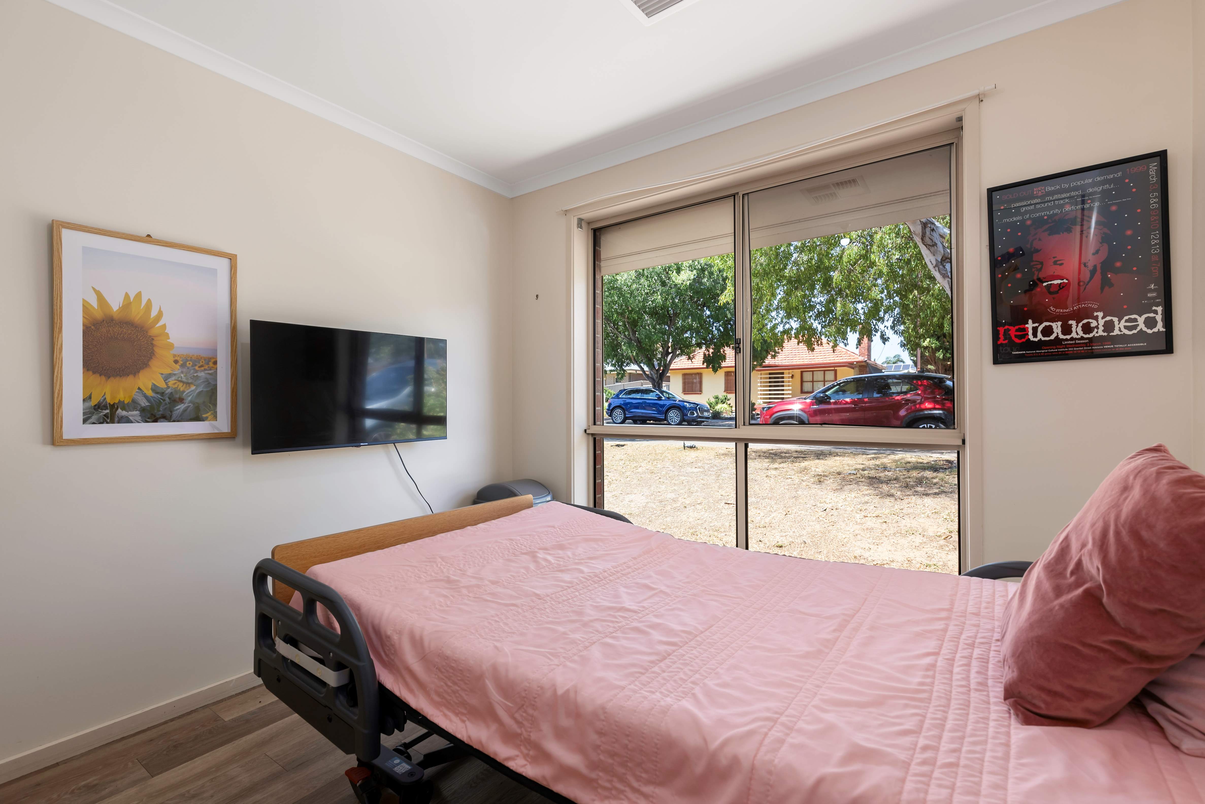 St Marys - 1 Vacancy 3 Bedroom Residence Basic — Home image 4