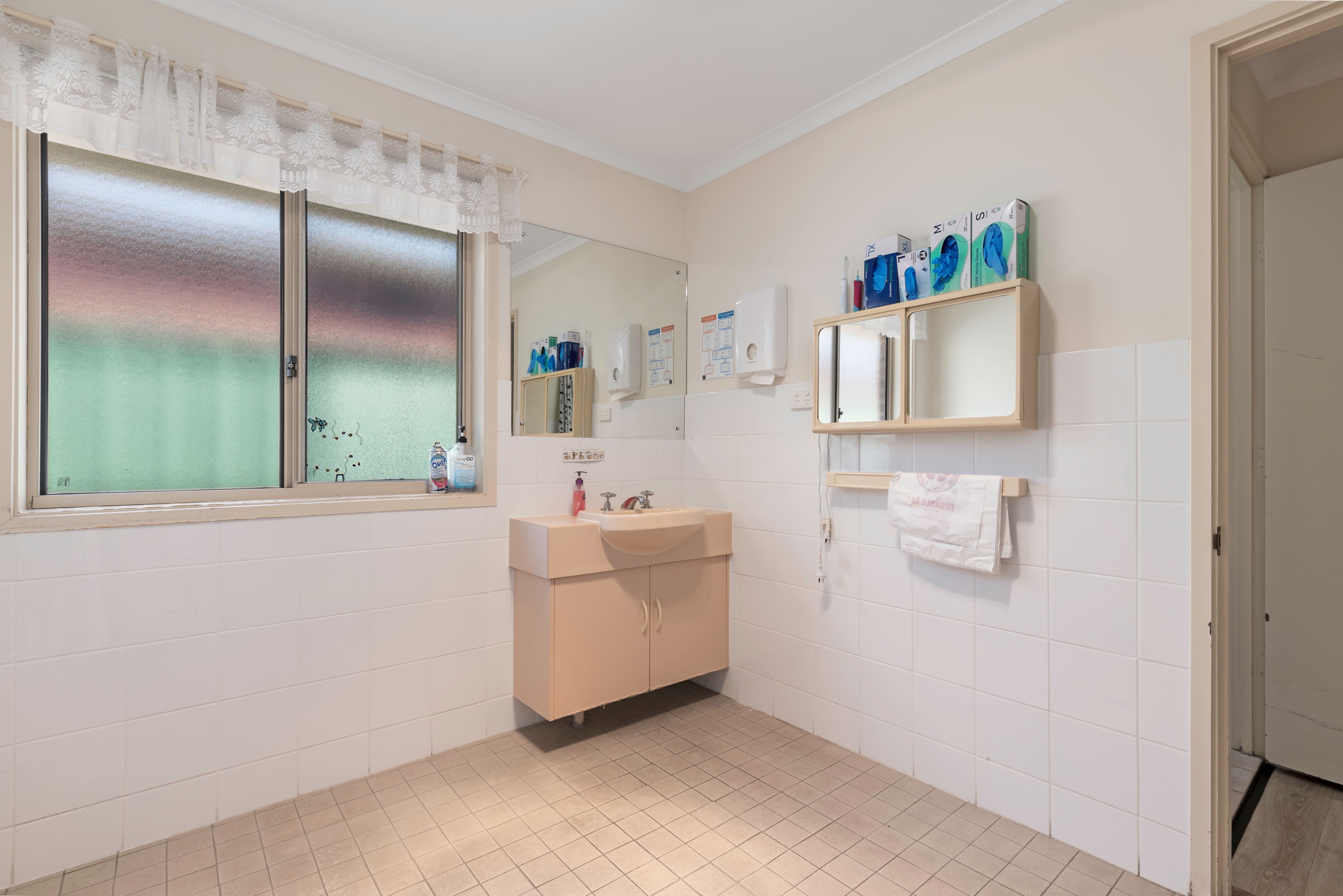 St Marys - 1 Vacancy 3 Bedroom Residence Basic — Home image 12