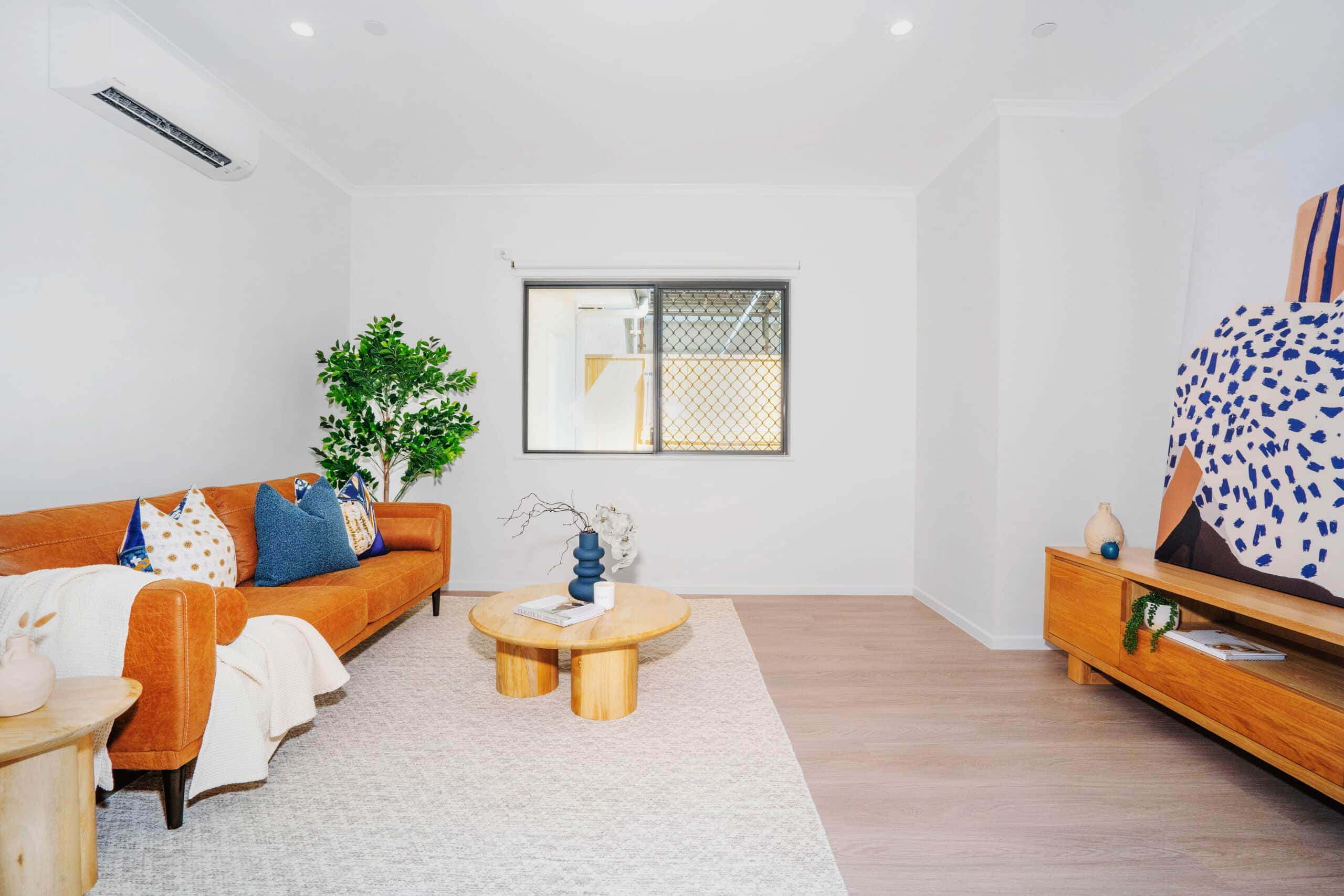 3 Bedroom Shared Home, Smithfield.. — Home image 7