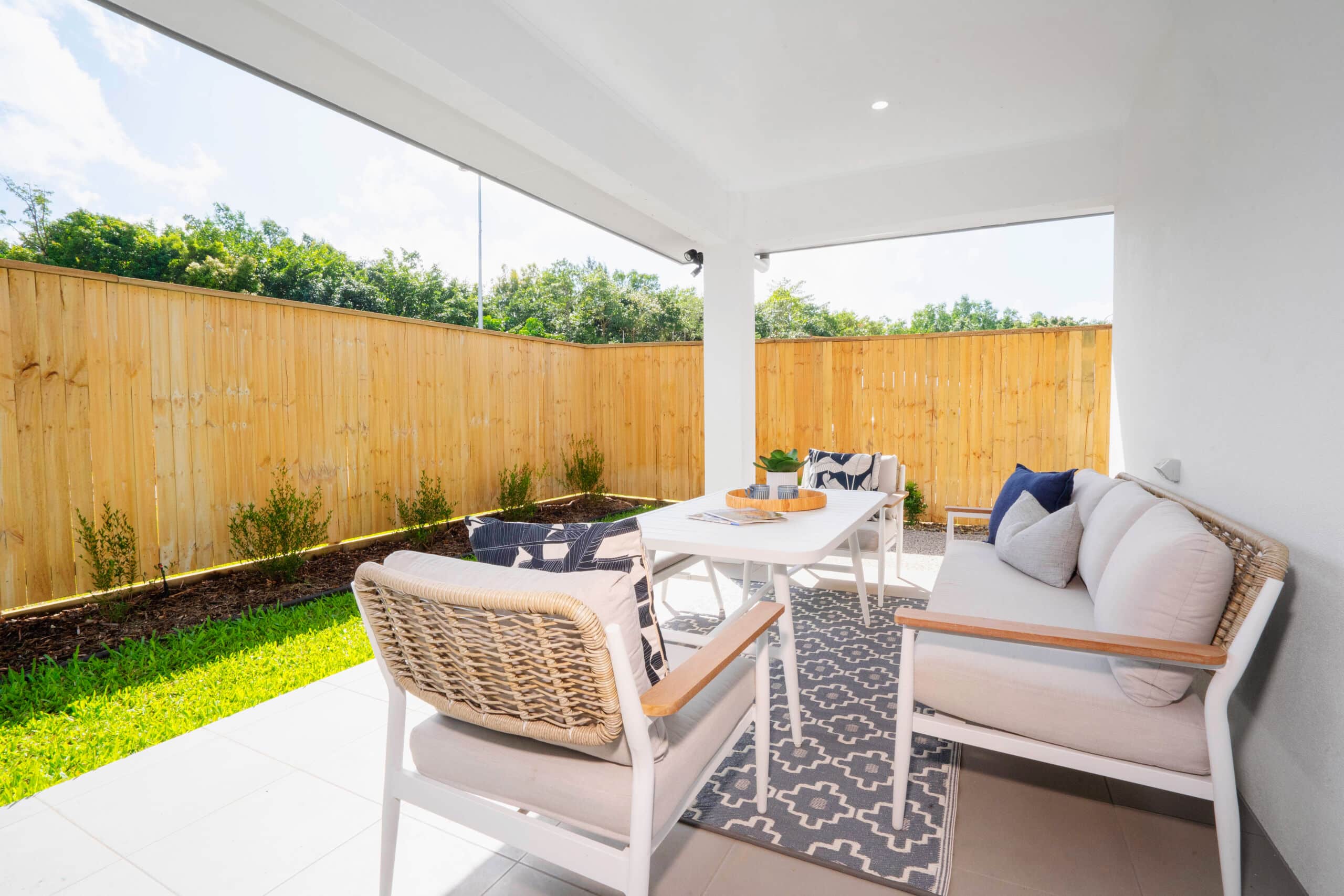 3 Bedroom Shared Home, Smithfield.. — Home image 8