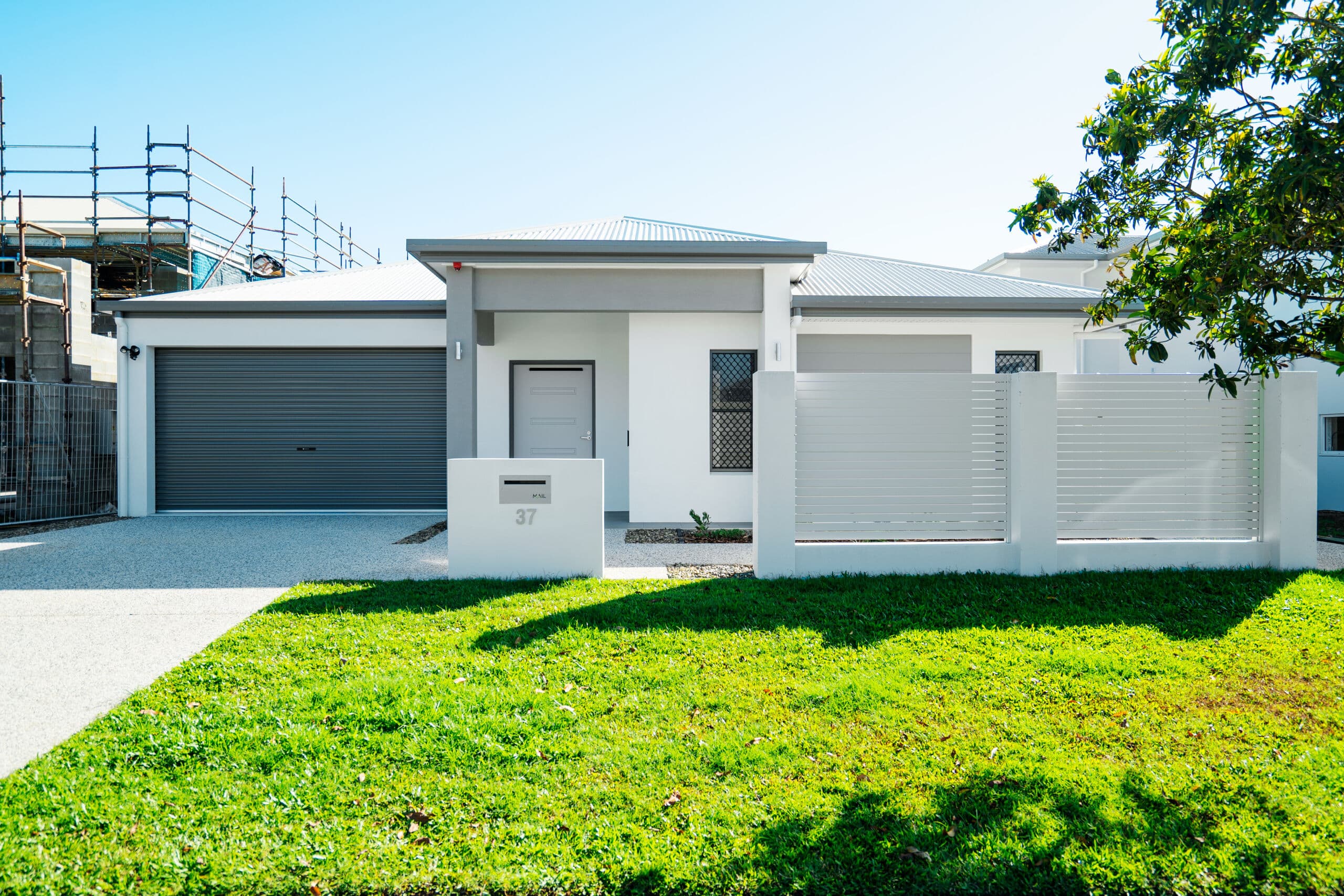 3 Bedroom Shared Home, Smithfield.. — Home image 10