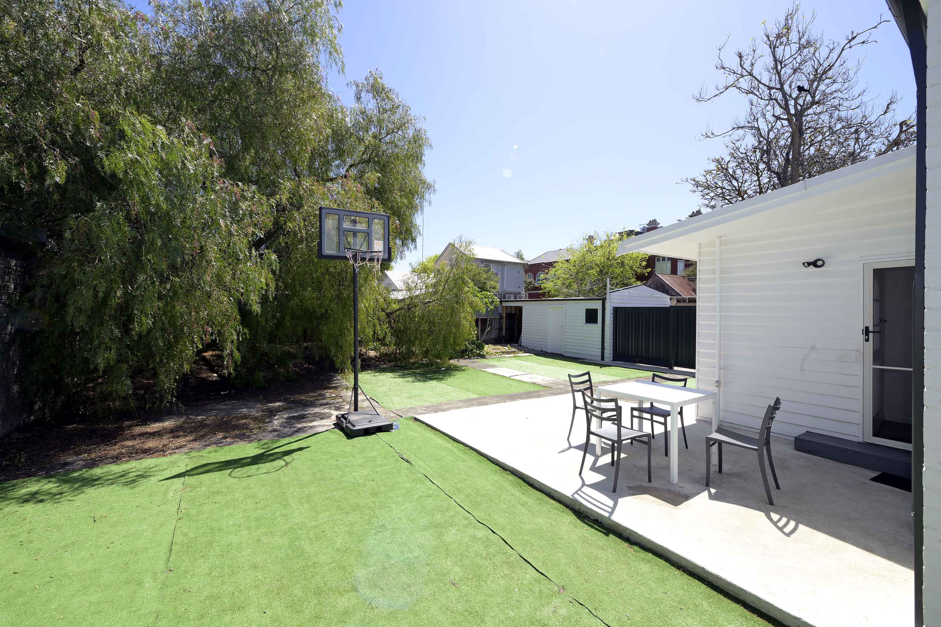 Beautiful home, close to everything - Fairfield — Home image 14
