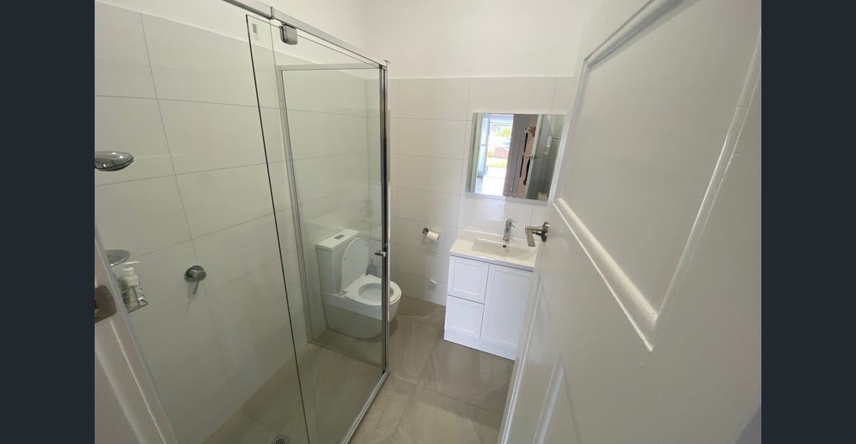 Beautiful home, close to everything - Fairfield — Home image 11