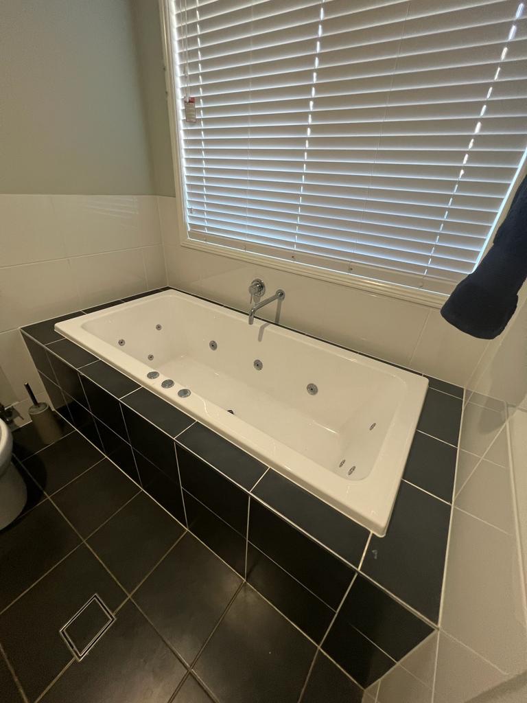 Jordan Springs House — Home image 7
