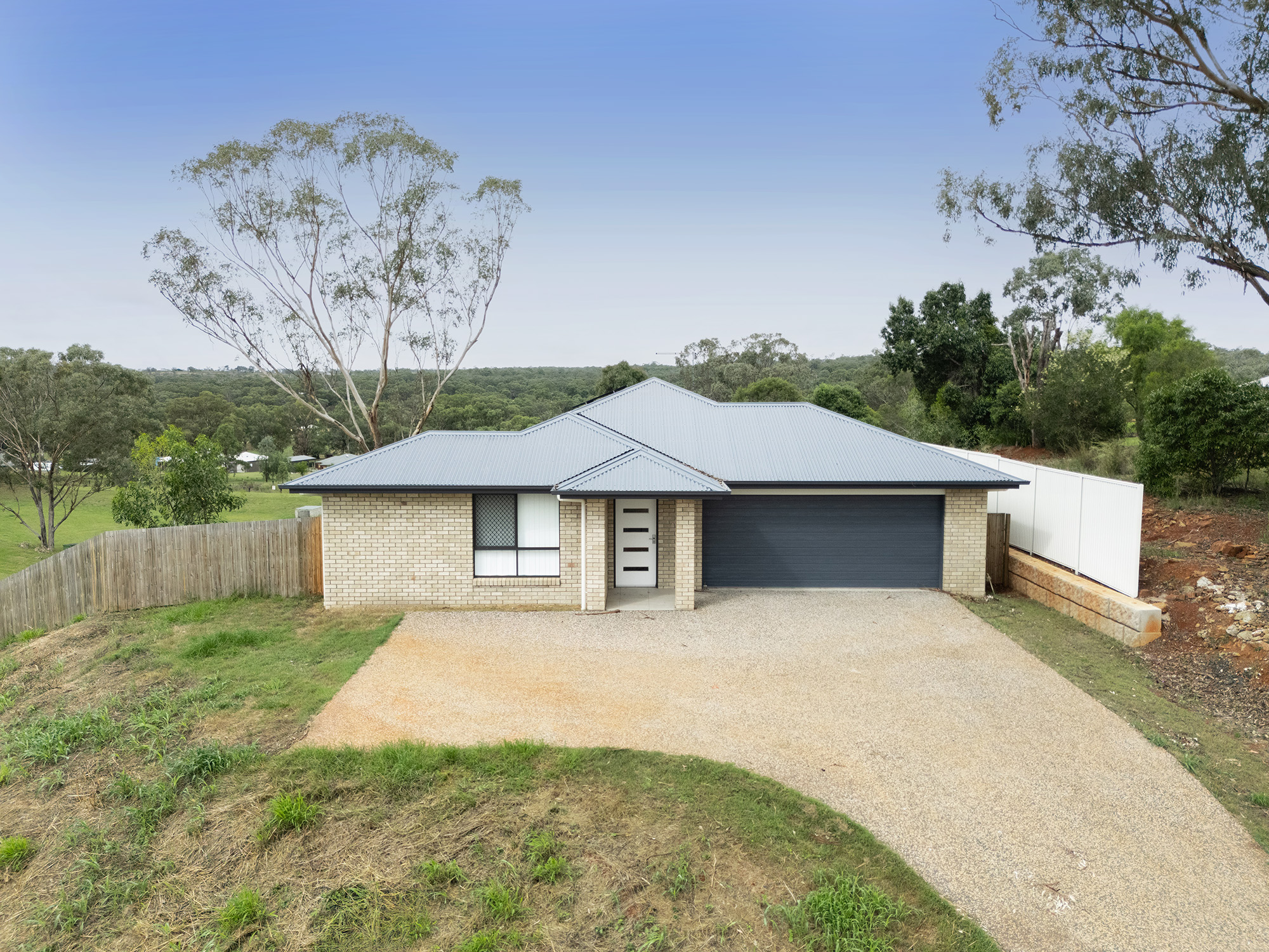 Meringandan, Toowoomba, QLD - ROBUST HOUSE — Home image 2