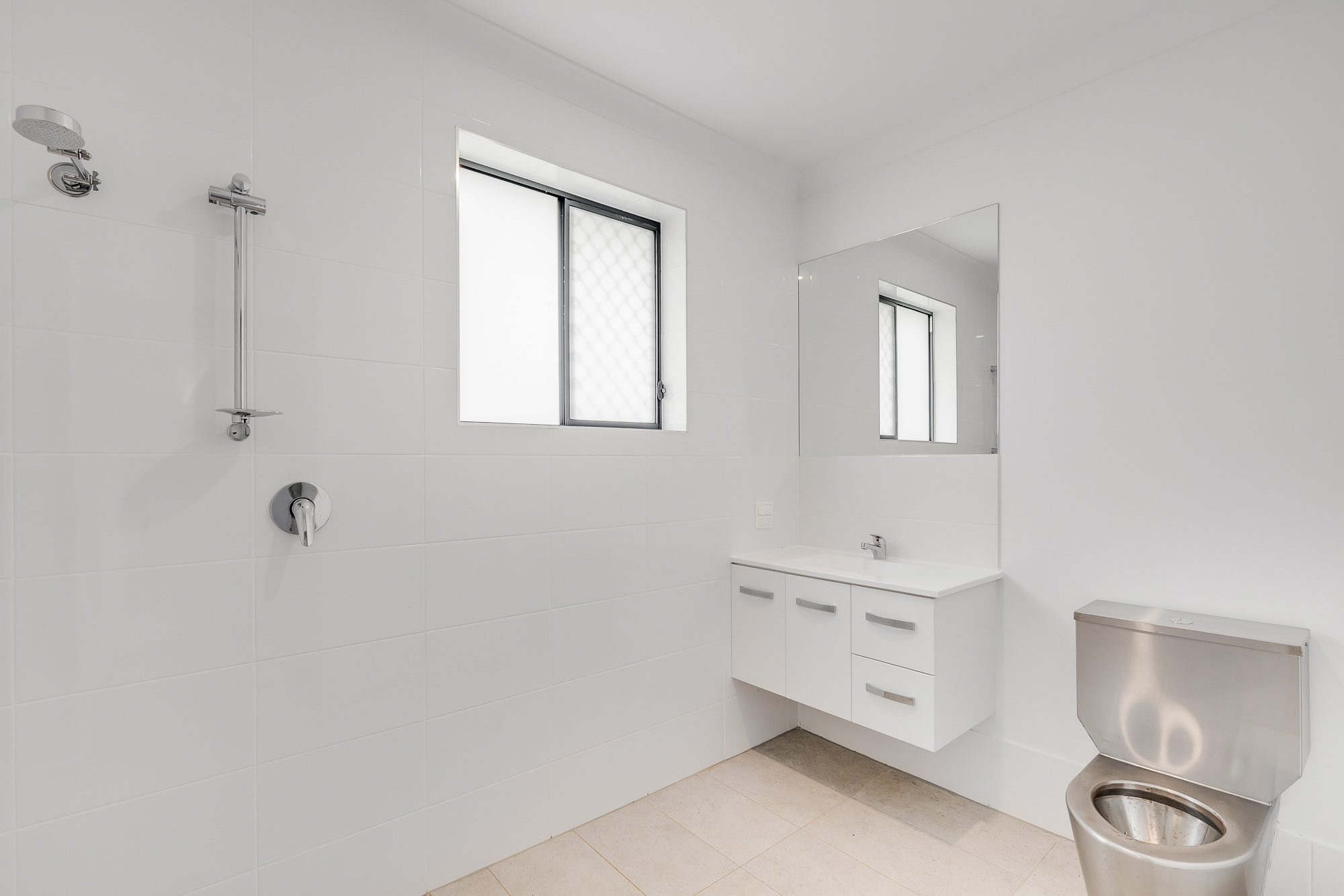 Meringandan, Toowoomba, QLD - ROBUST HOUSE — Home image 11