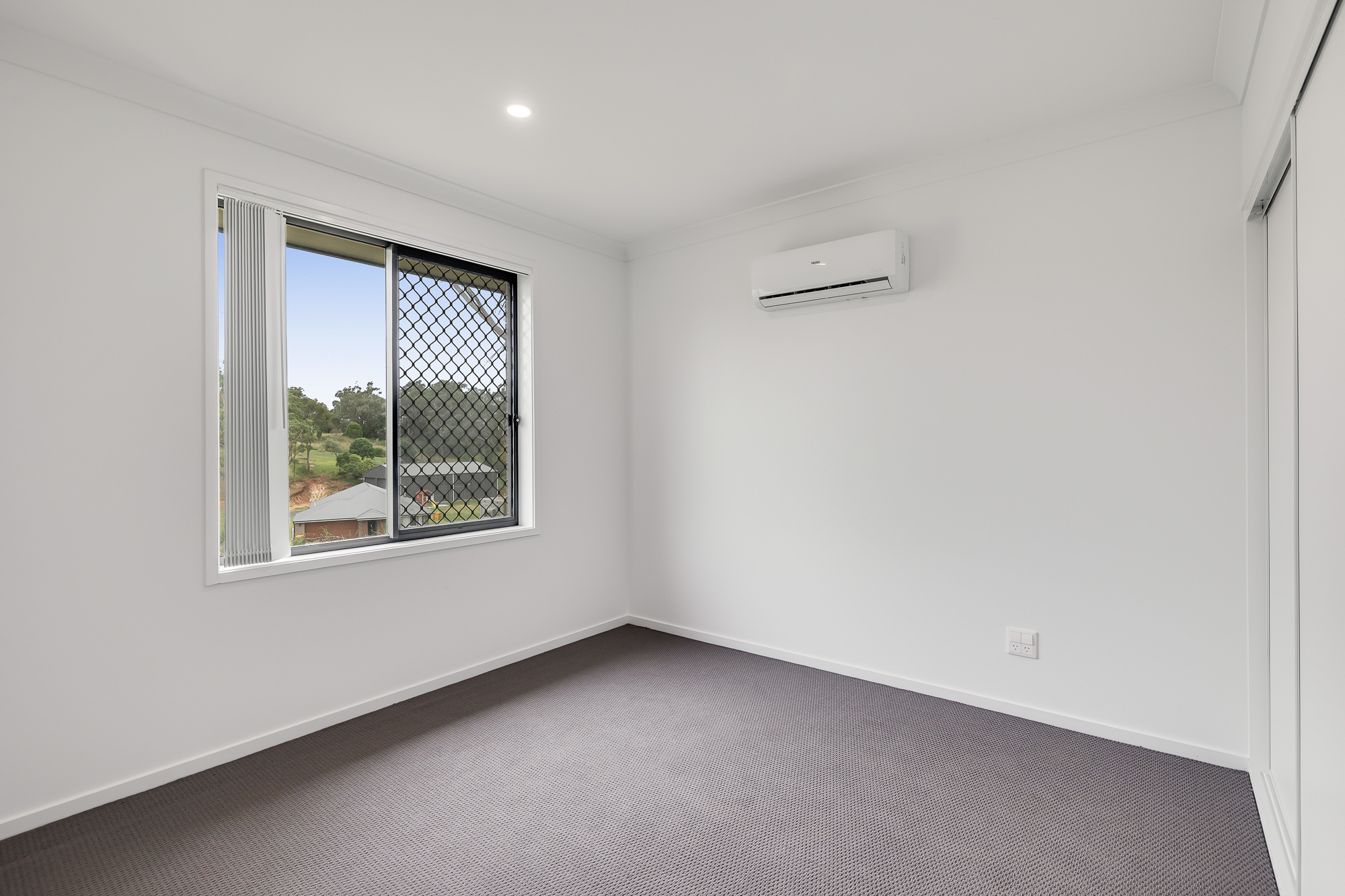 Meringandan, Toowoomba, QLD - ROBUST HOUSE — Home image 12
