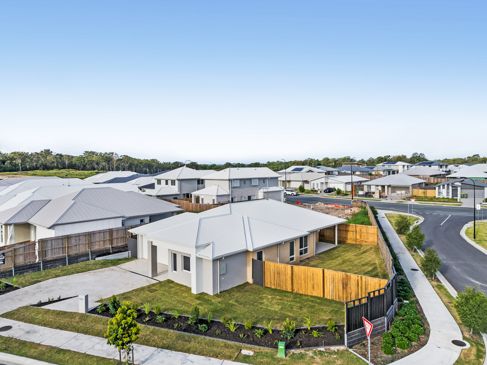 Brand-New Spacious, Stylish HPS House! — Home image 18