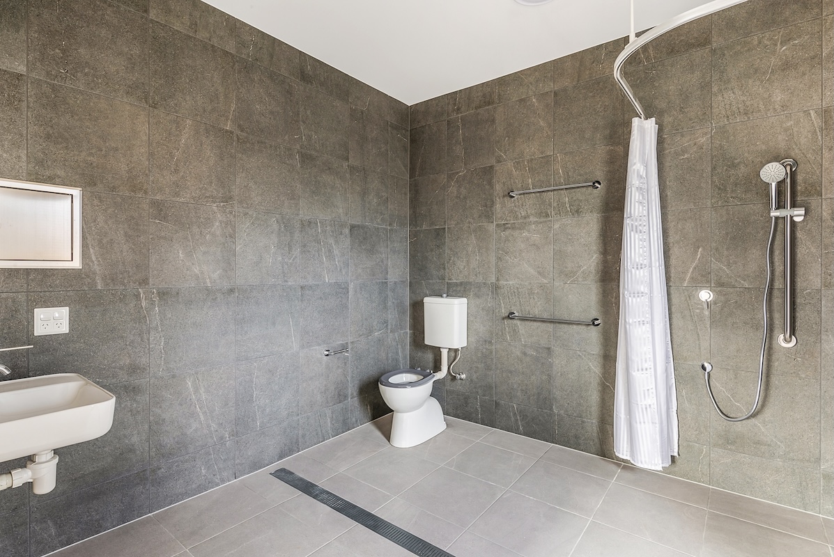 Brand-New HPS Home in Tranquil Redland Bay, QLD! — Home image 6