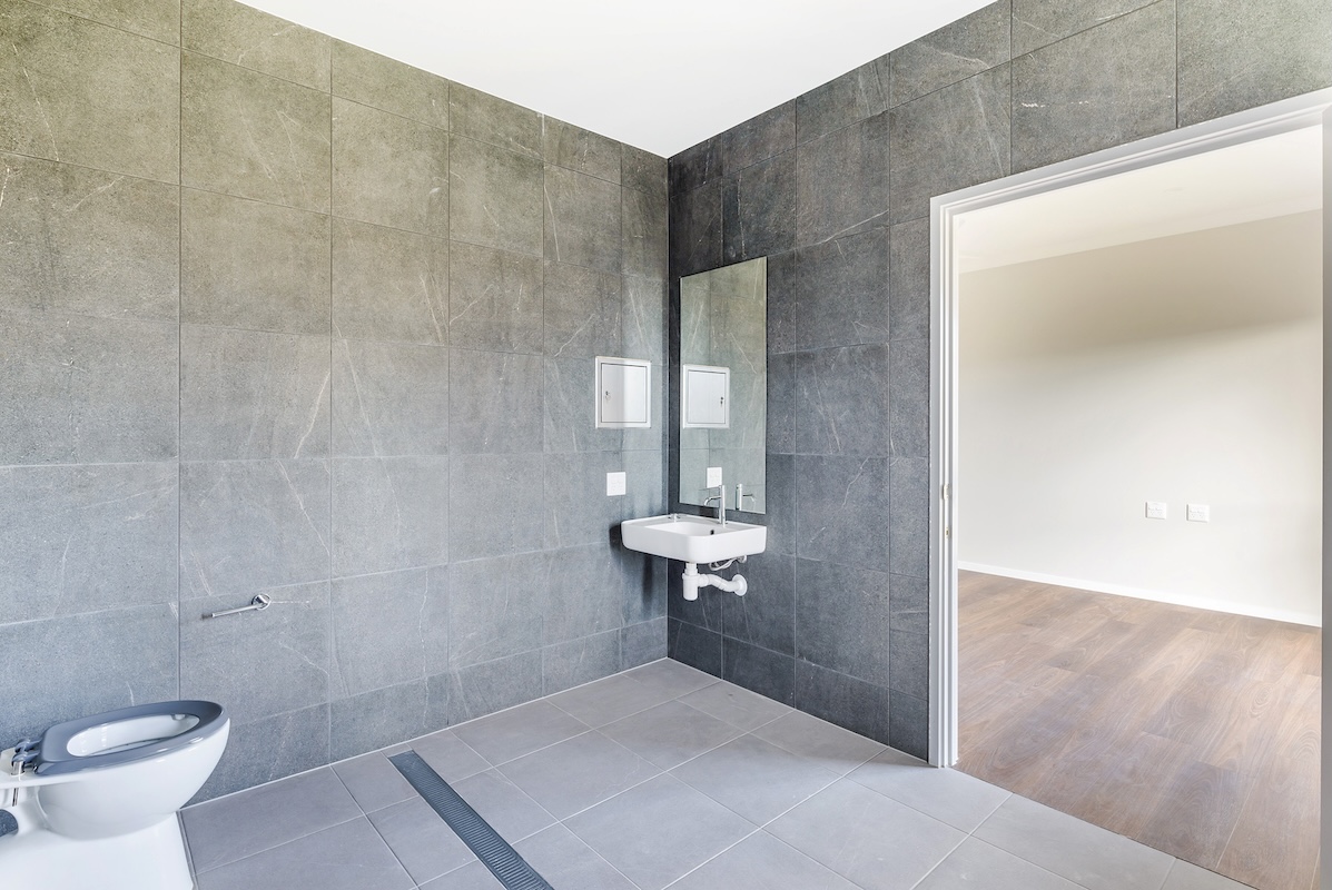 Brand-New HPS Home in Tranquil Redland Bay, QLD! — Home image 7