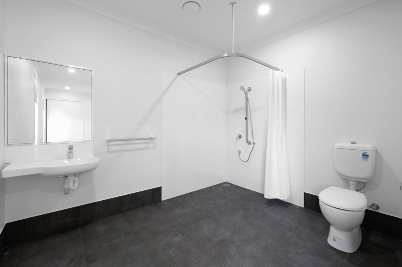 2 HPS Rooms + OOA + Guest Room Home, in Andergrove MACKAY — Home image 5