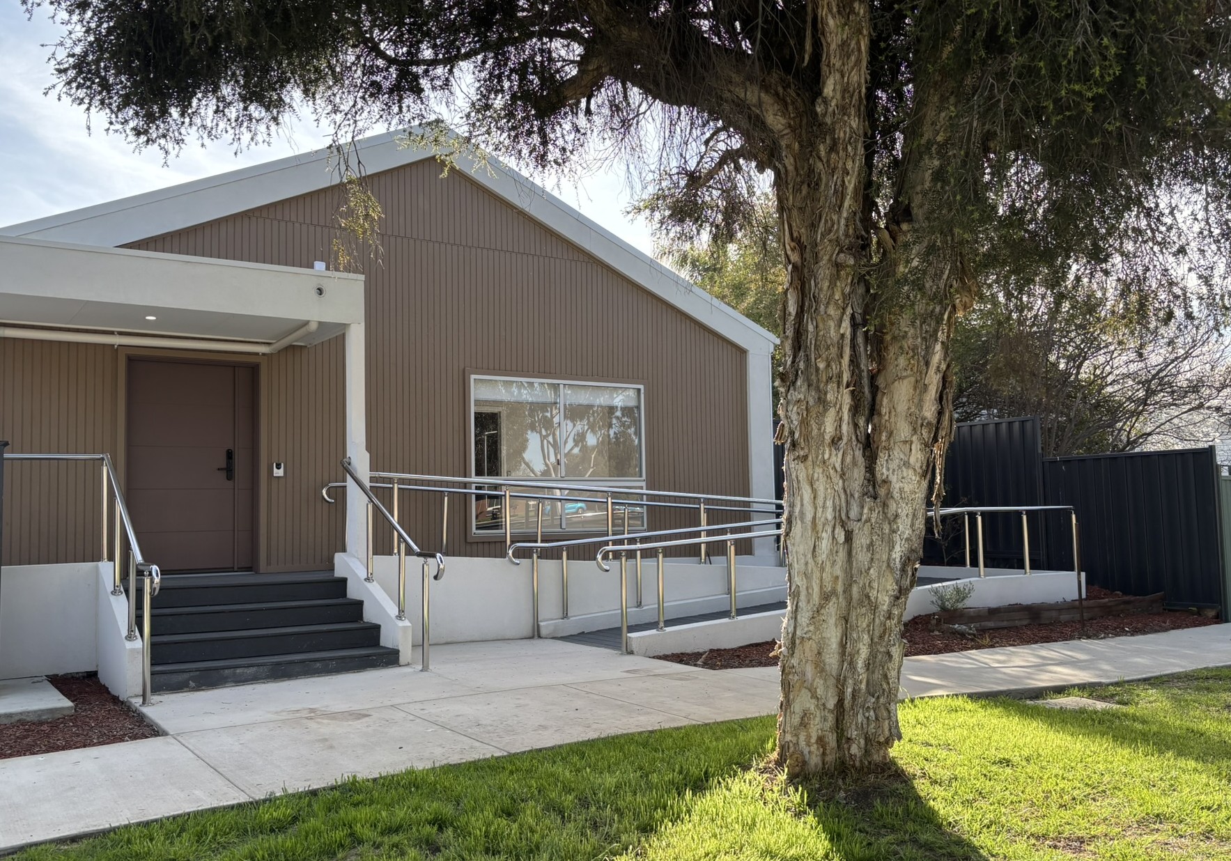 2 bedroom HPS SDA Units - Live in by yourself. Move in ready — Home image 2