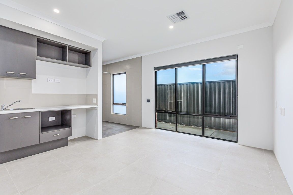 4 BR 3 Resident High Physical Support Home with OOA- Haynes — Home image 4
