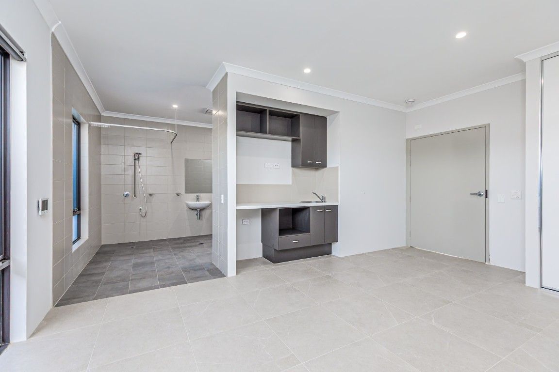 4 BR 3 Resident High Physical Support Home with OOA- Haynes — Home image 6
