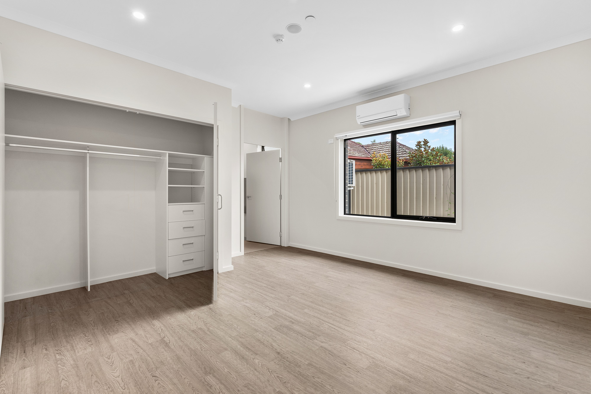 Prime Reservoir Living Near Summerhill 2 Bed/2 Bath (+OOA) HPS — Home image 12