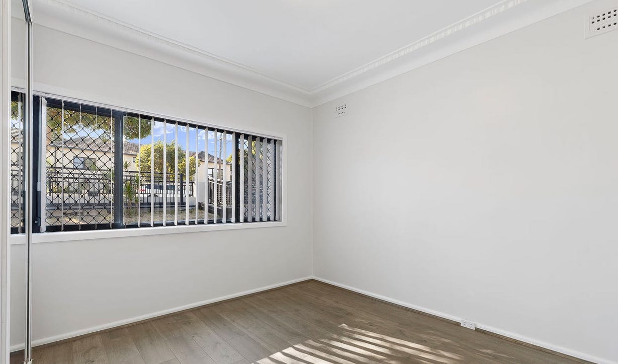 Fabulous Home in Punchbowl, Sydney! — Home image 8