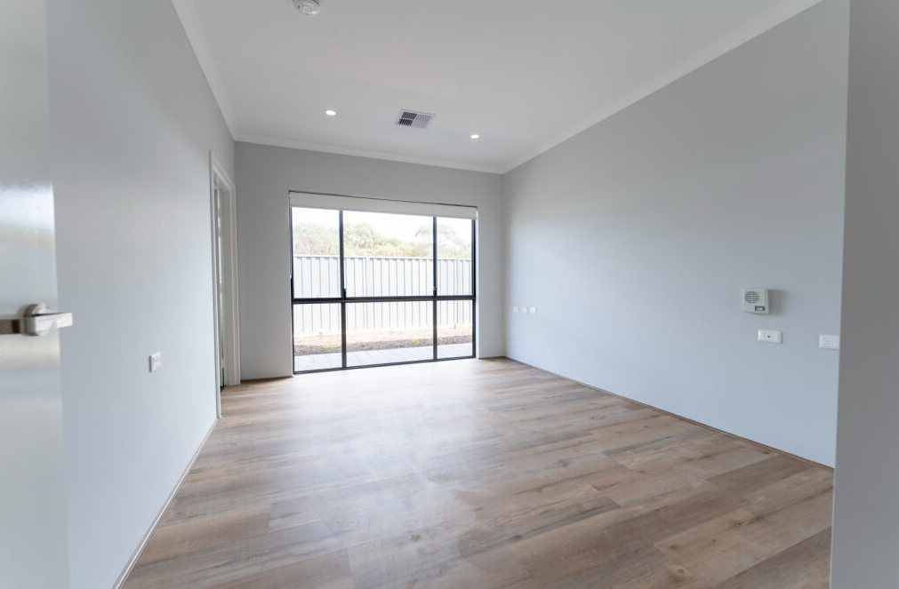 Coastal Living Awaits in Dawesville, WA – Move In Today! — Home image 3
