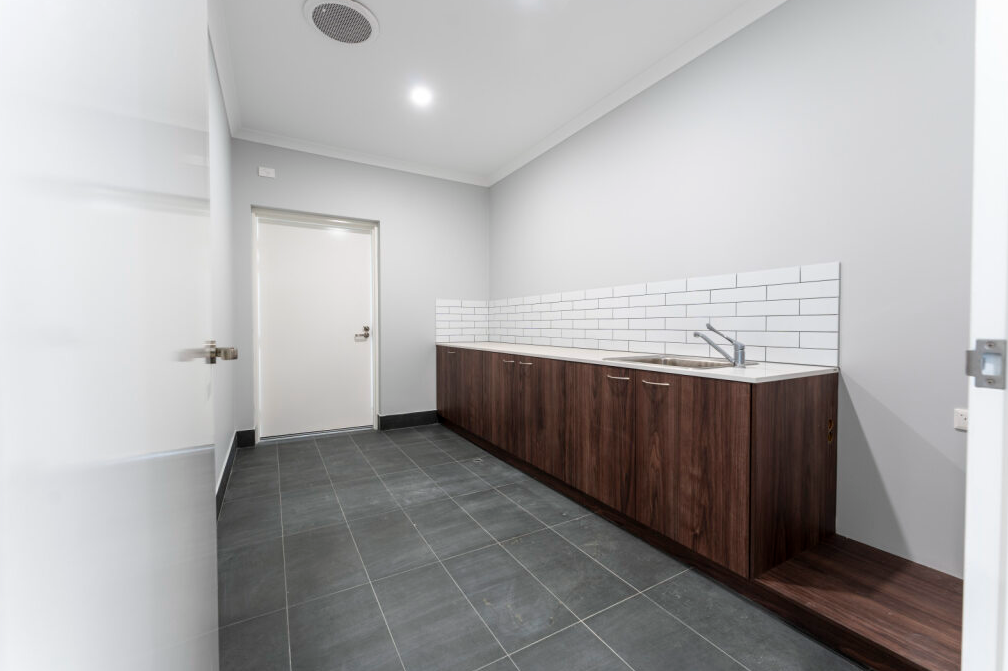 Coastal Living Awaits in Dawesville, WA – Move In Today! — Home image 6