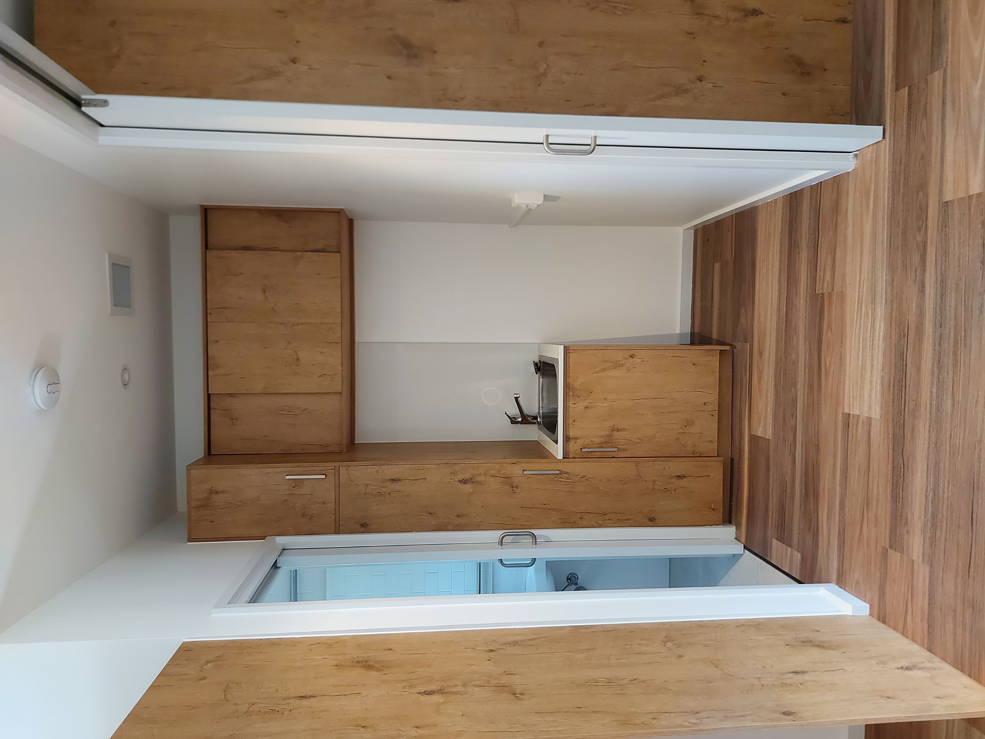 Modern Ground floor apartment with courtyard (HPS,FA or IL Funding) — Home image 4