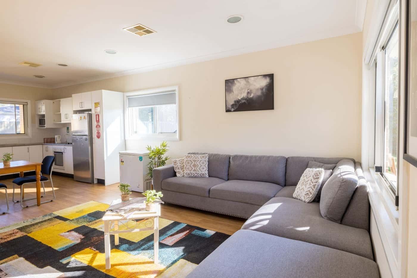Self-Contained three bedroom shared villa in Cambridge Park — Home image 10