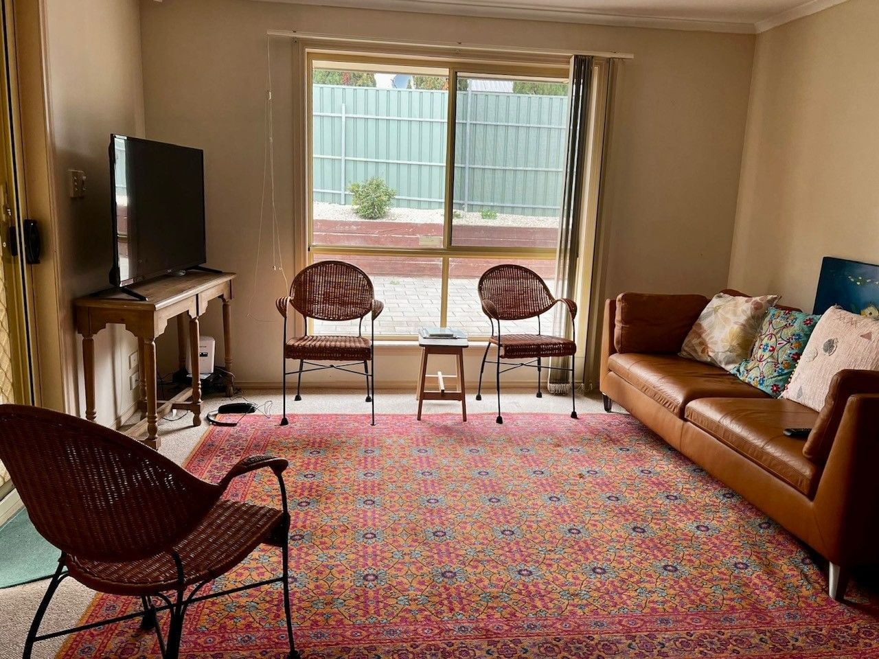 A beautiful home onlooking a reserve. — Home image 10