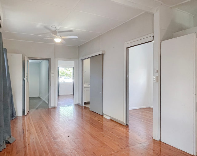 49 uligandi street ettalong beach — Home image 4