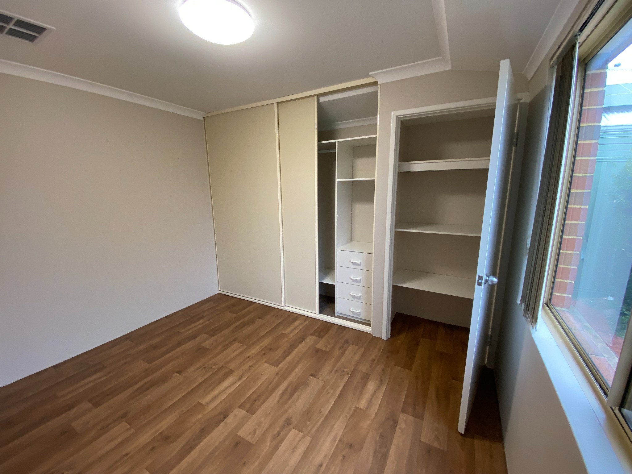 Welcoming High Wycombe Home — Home image 5