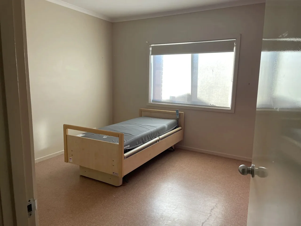 Port Lincoln - 2 Vacancies 4 Bedroom Residence Basic — Home image 4