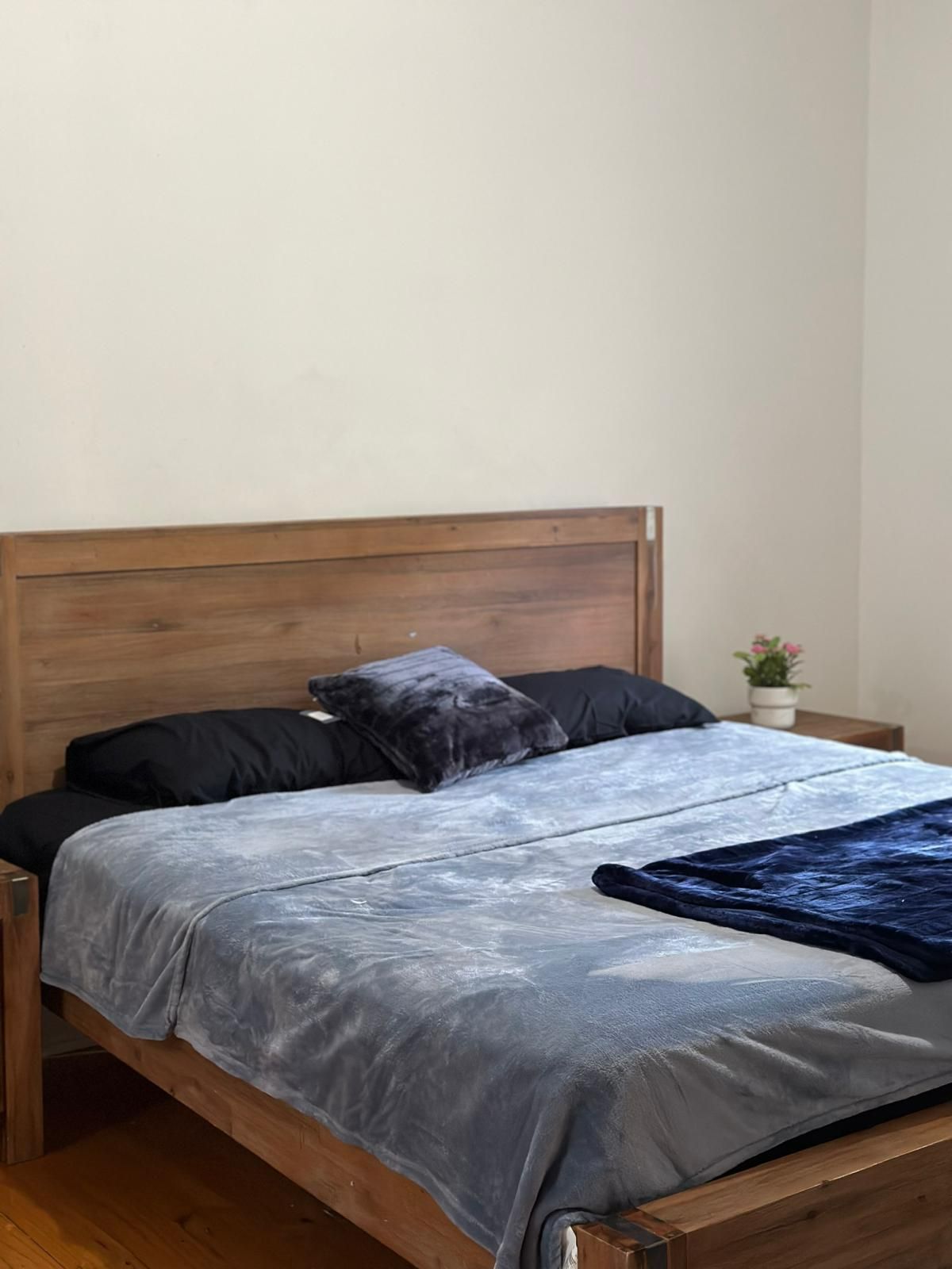 Lovely Clovelly Park home — Home image 2