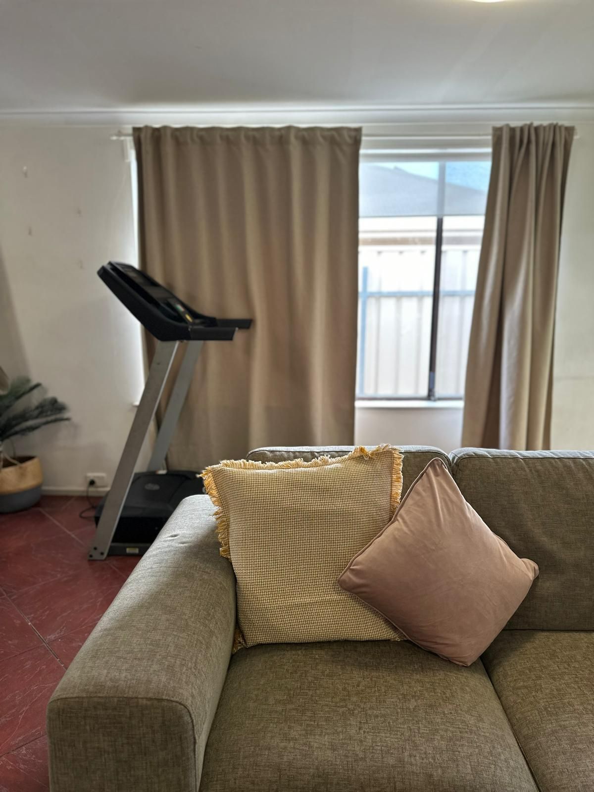 Lovely Clovelly Park home — Home image 10