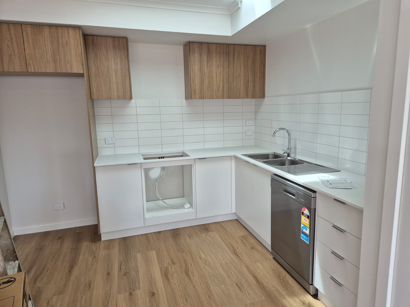 SIL House with Immediate Capacity — Home image 4