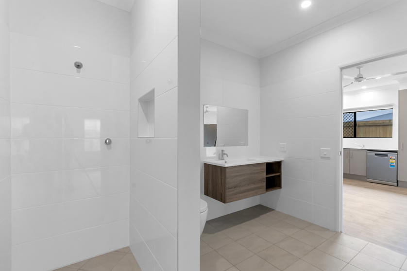 2 x 1-Bed Robust Duplex with Support Room - Edmonton — Home image 14