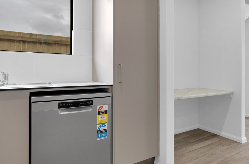 2 x 1-Bed Robust Duplex with Support Room - Edmonton — Home image 20