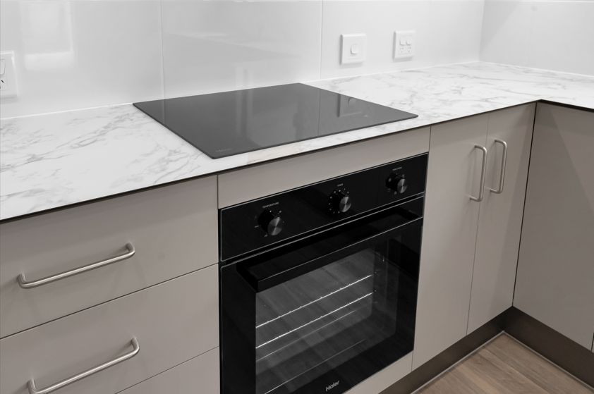 2 x 1-Bed Robust Duplex with Support Room - Edmonton — Home image 8