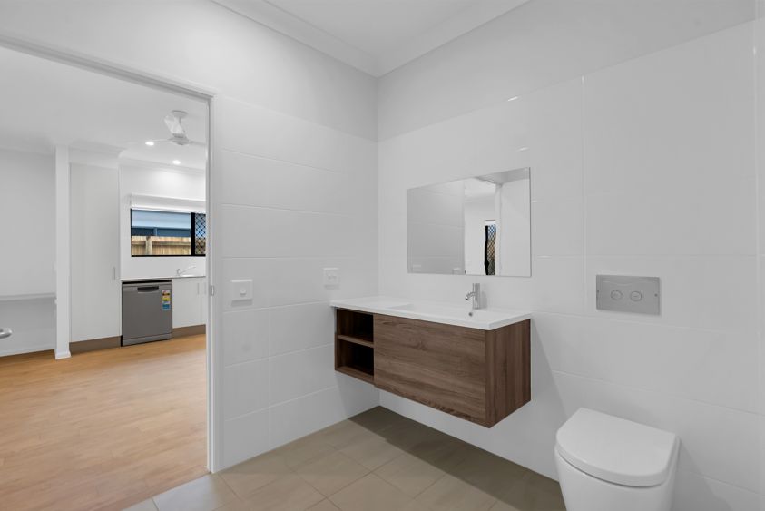 2 x 1-Bed Robust Duplex with Support Room - Edmonton — Home image 21