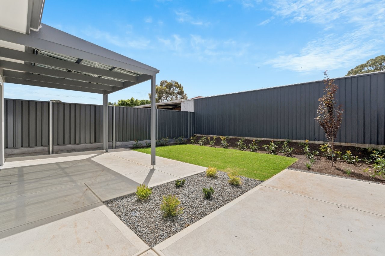 Brand new homes (x2) side by side, ready for their first participants — Home image 13