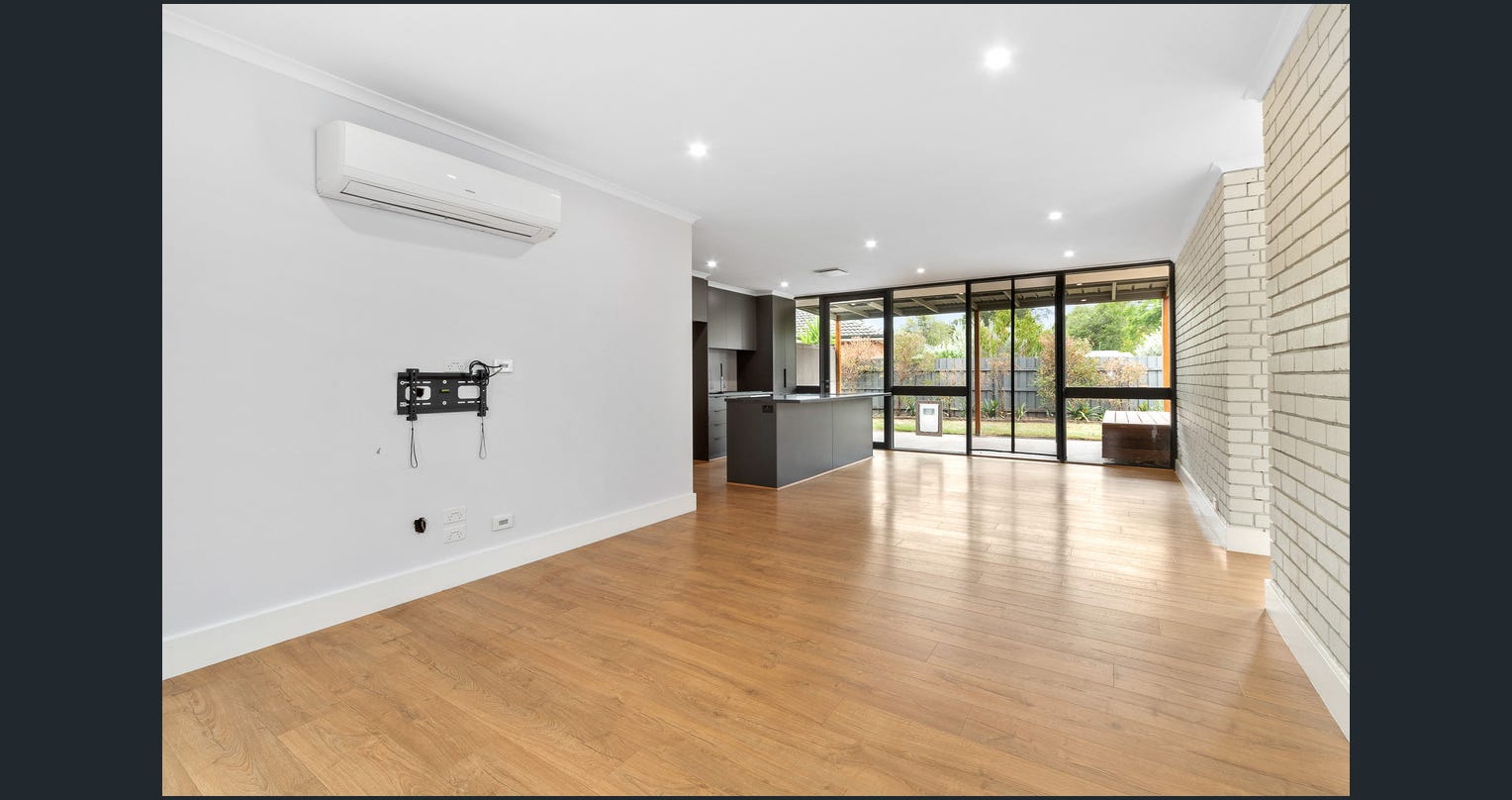 Spacious ILO Property in Frankston- Immediately available! — Home image 4