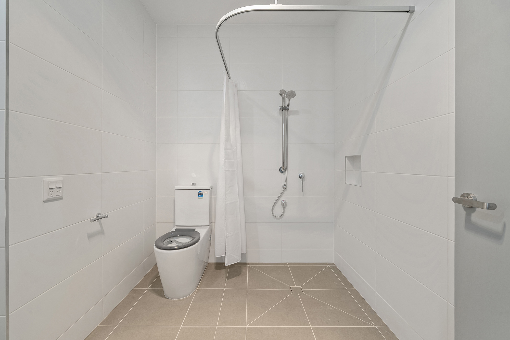 Everyday Convenience with Coastal Lifestyle Access — Home image 11