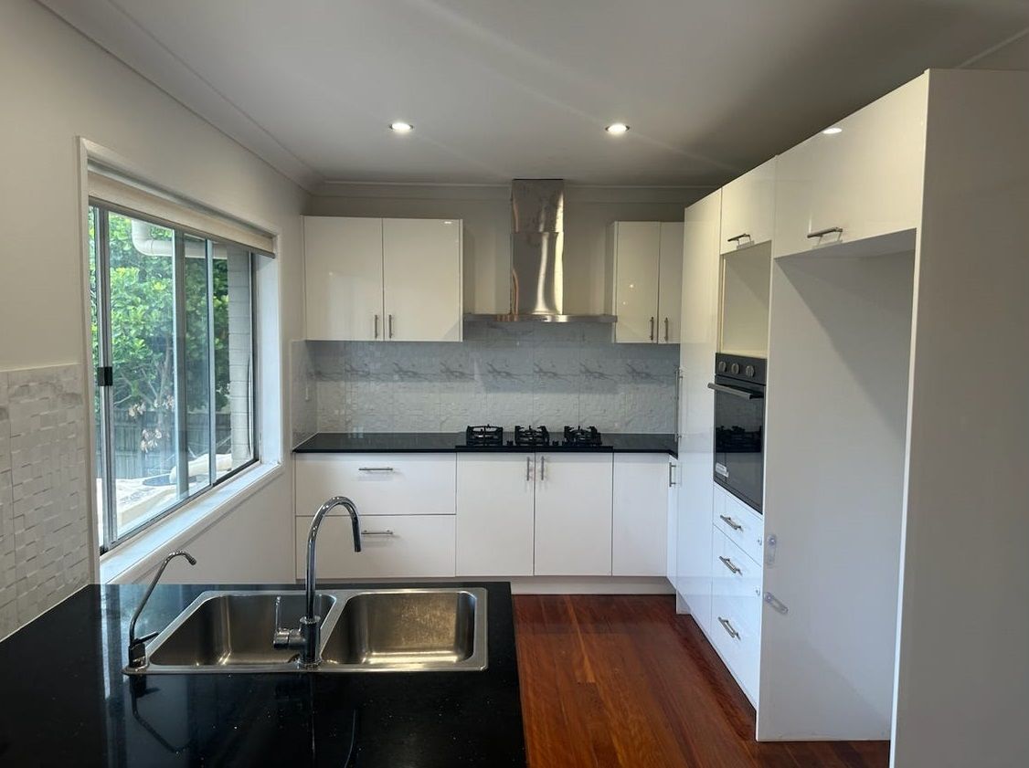 SIL Home in McDowall — Home image 2