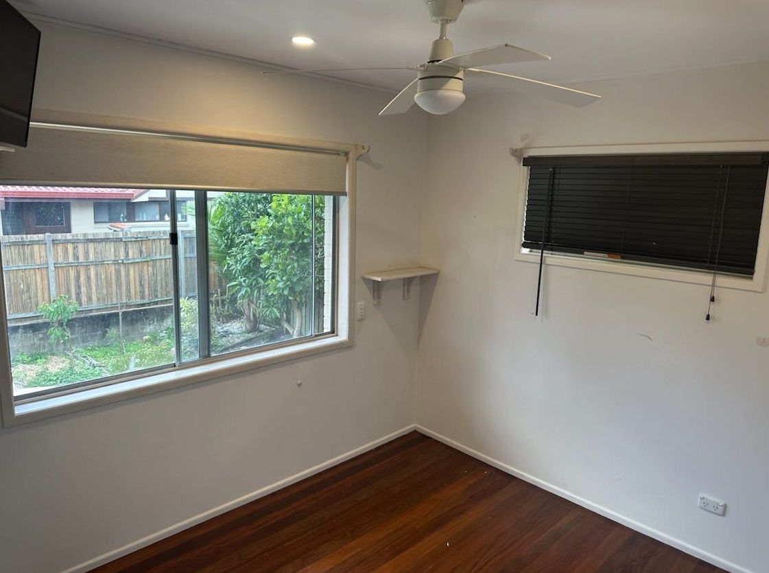 SIL Home in McDowall — Home image 5