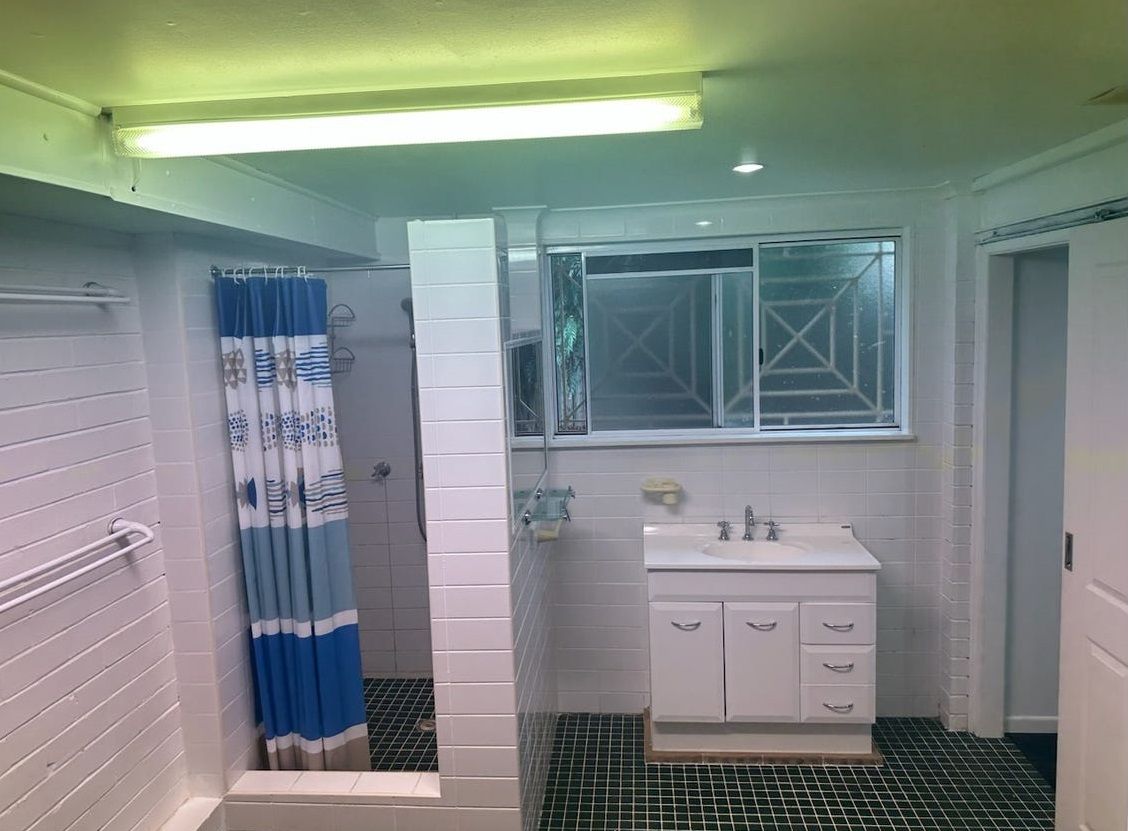 SIL Home in McDowall — Home image 8