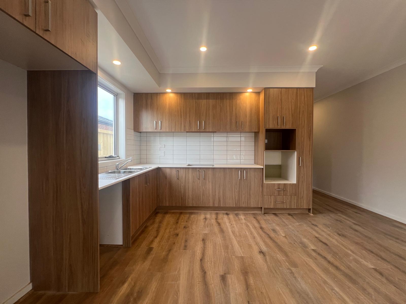 BRAND NEW ROBUST PROPERTY - TARNEIT — Home image 3