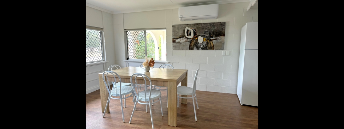 Spacious Home in the Heart of Kirwan with Prime Location — Home image 3