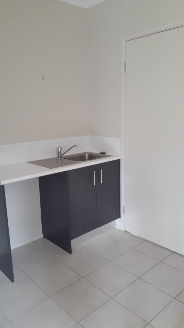 Beautiful 4 bedroom home in Upper Coomera, QLD — Home image 8